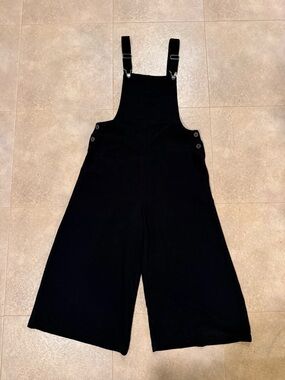 Xhilaration Black Wide-Leg Overall Jumpsuit